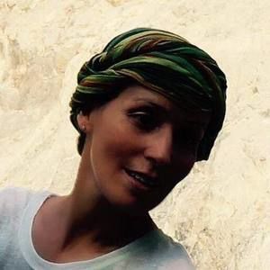 Meet your Posher, Fatima